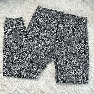 Lululemon InStill High-Rise Tight 25" Warped Grain Alpine White Black